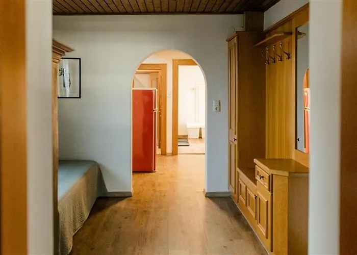 Anny * פוש אן דר גלוקנשטראסה